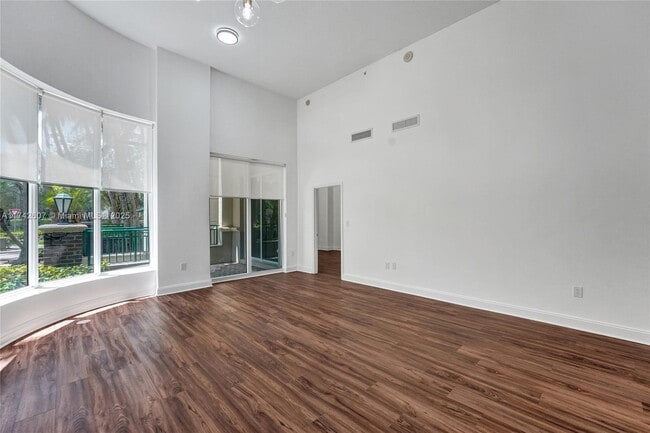 Building Photo - 510 NW 84th Ave