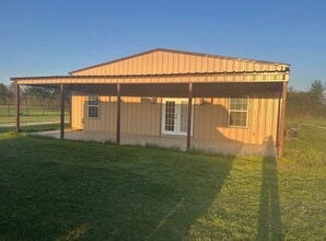 Building Photo - 1701 Co Rd 113