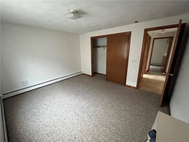 Foto del edificio - 985 Atwood Ave