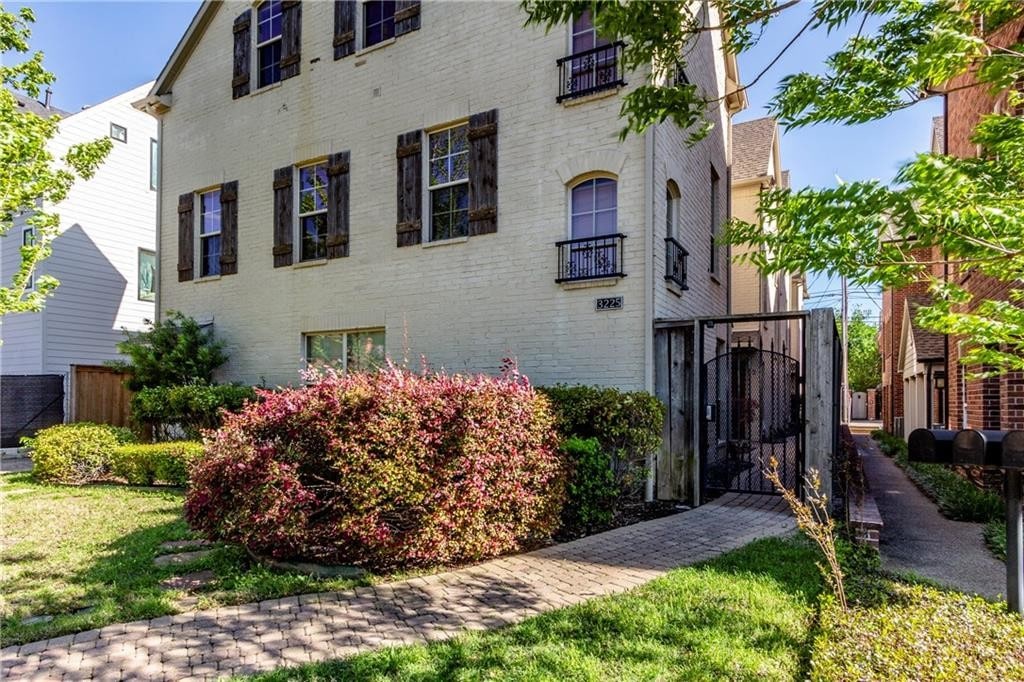 3225 Rosedale Ave Unit 1, Dallas, TX 75205 Condo for Rent in Dallas