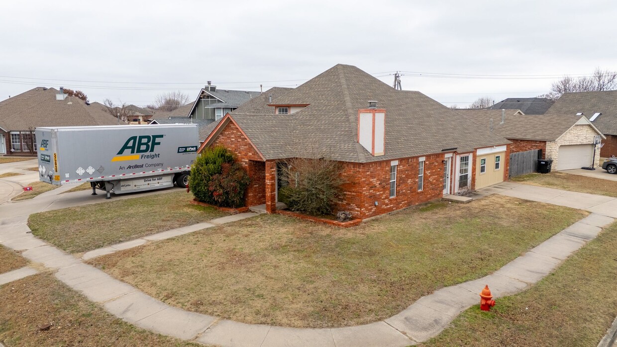 Primary Photo - Rent to Own Available in Moore, Ok!