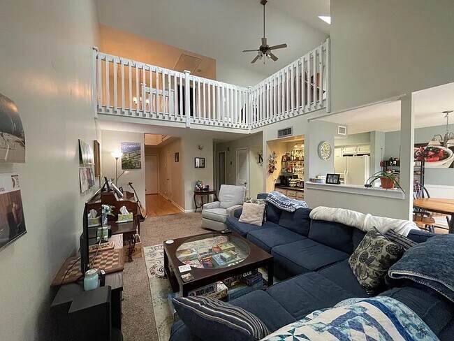 Building Photo - 5444 Hickory Park Dr