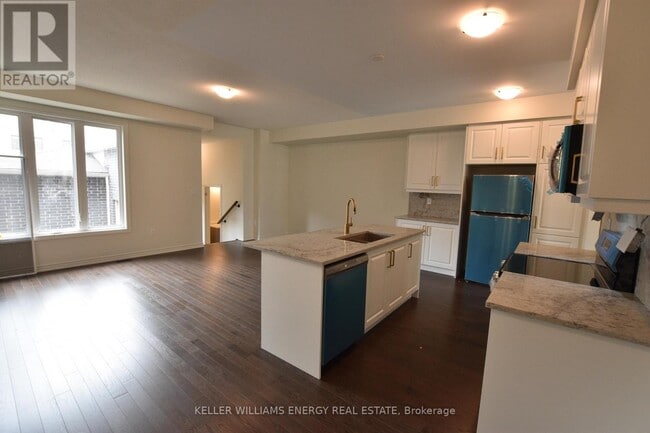 Building Photo - 481 Twin Streams Rd