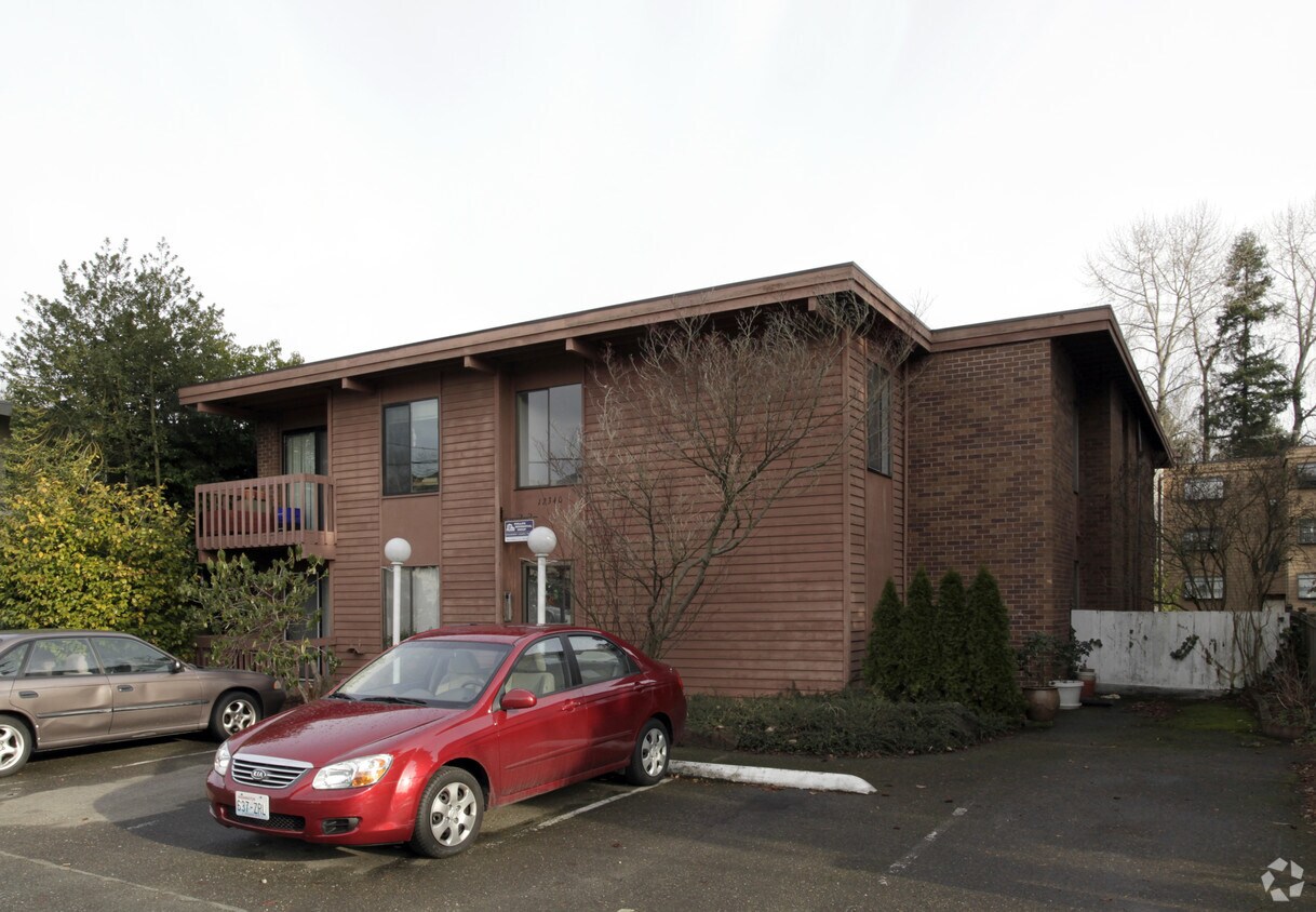 Primary Photo - 12340 NE 33rd Ave