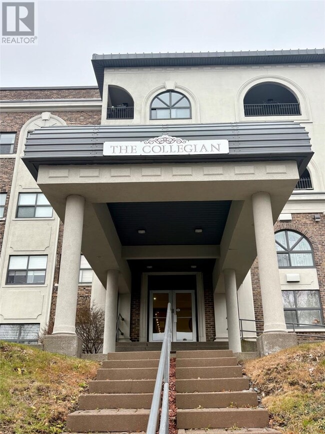 Photo du bâtiment - 130 Lemarchant Rd