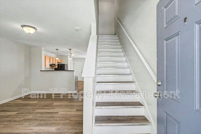 Foto del edificio - 1312 Dieter St