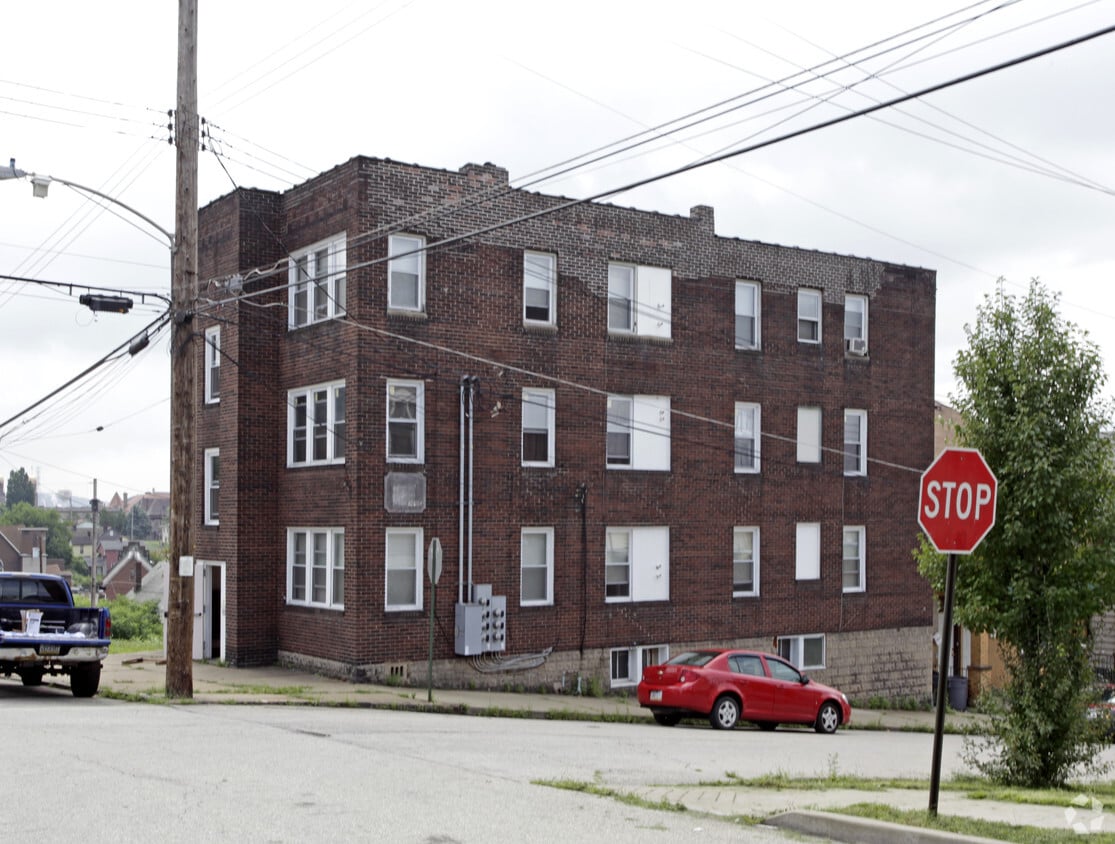 500 Mills Ave, Braddock, PA 15104 Apartments in Braddock, PA