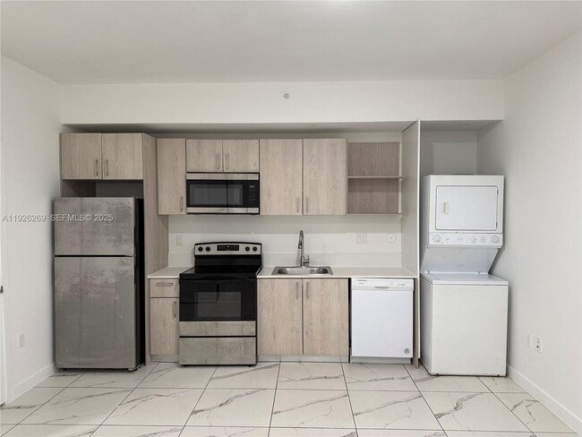 Foto del edificio - 420 SW 7th Ave