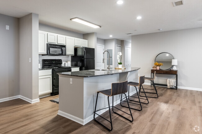 Interior Photo - Standard On Main Apartments