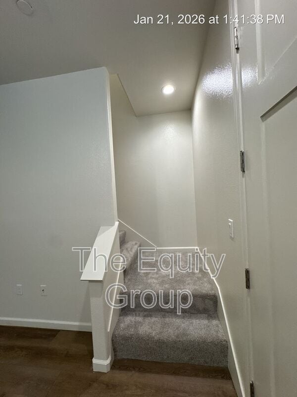 Foto del edificio - 414 S Summit St