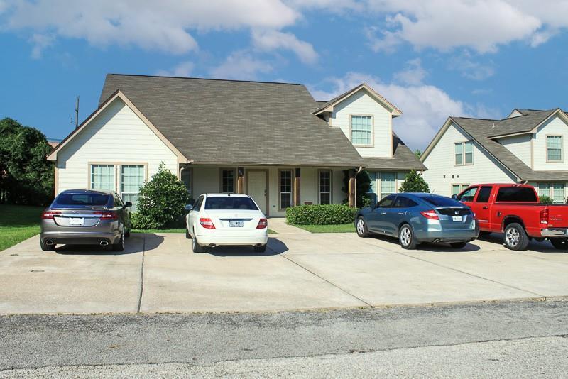 603 Wadesway Unit C, Navasota, TX 77868 Apartment for Rent in