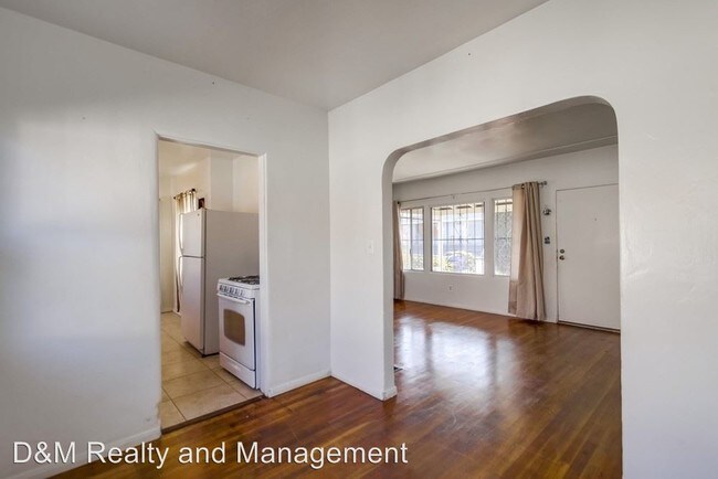 Building Photo - 4236 Keeler Ave