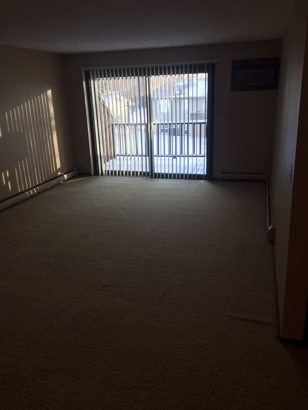 Foto del edificio - 1104 Pleasant St