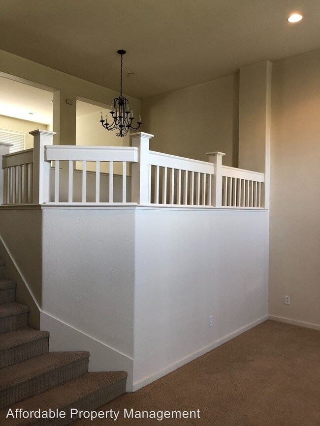 Foto del edificio - 3 br, 2.5 bath House - 1001 Amber Terrace