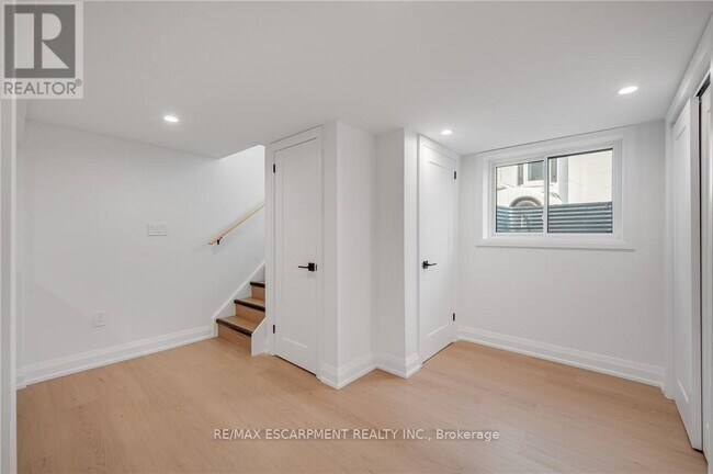 Building Photo - 1339 Augustine Dr