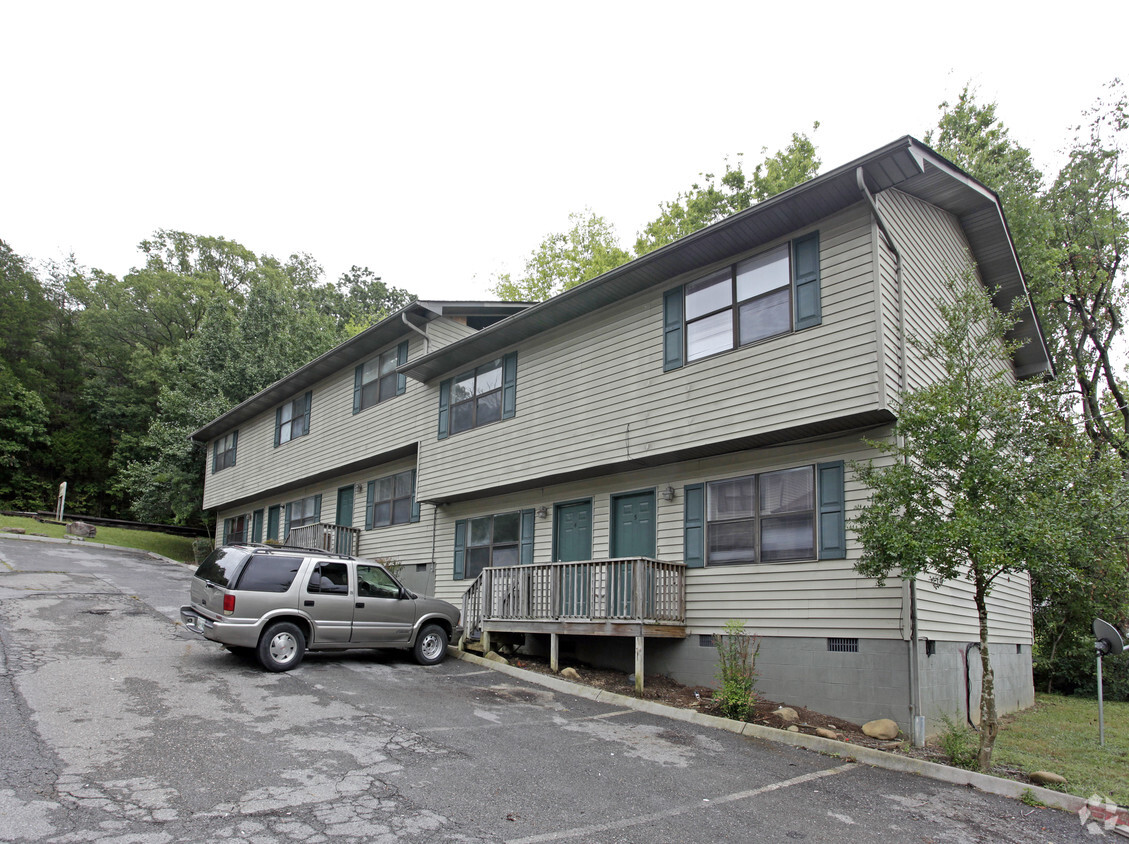 Building Photo - 629 Ridge Rd