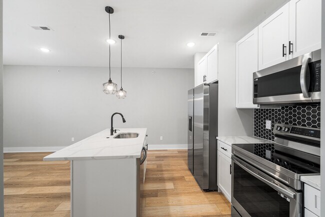 Foto del edificio - 2820 W Diamond St