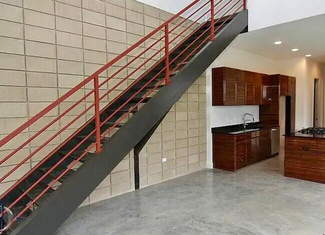 Foto del edificio - Beautiful home located just off of Cherry ...