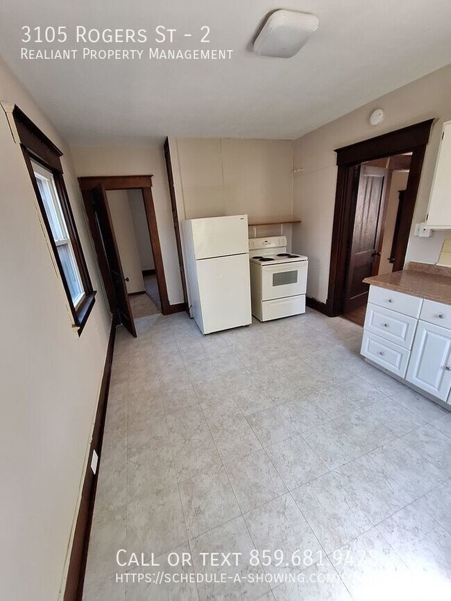 Foto del edificio - 3105 Rogers St