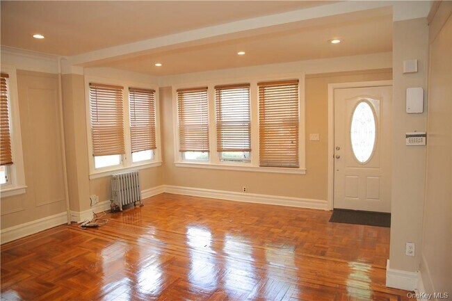 Foto del edificio - 4457 Mundy Ln
