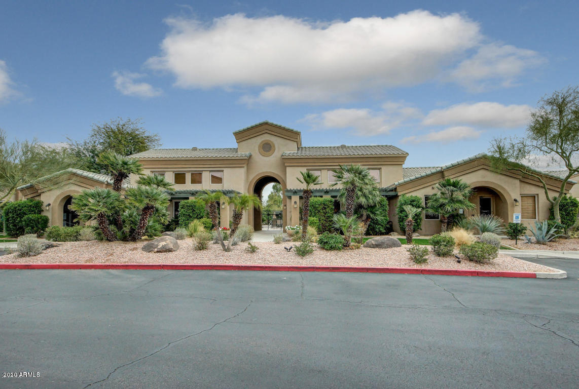 Primary Photo - 16013 S Desert Foothills Pkwy