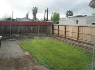 Foto del edificio - 214 W Whittier Ave