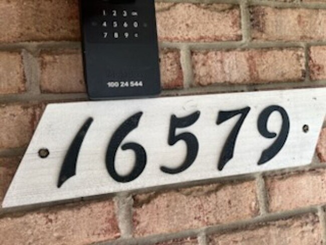 Foto del edificio - Roseville 8 Unit