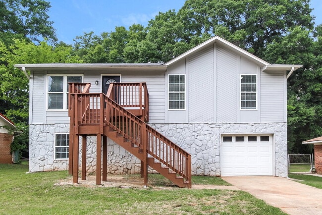 Building Photo - 428 Willow Ln
