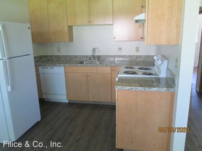 Building Photo - 8162 Kelton Dr