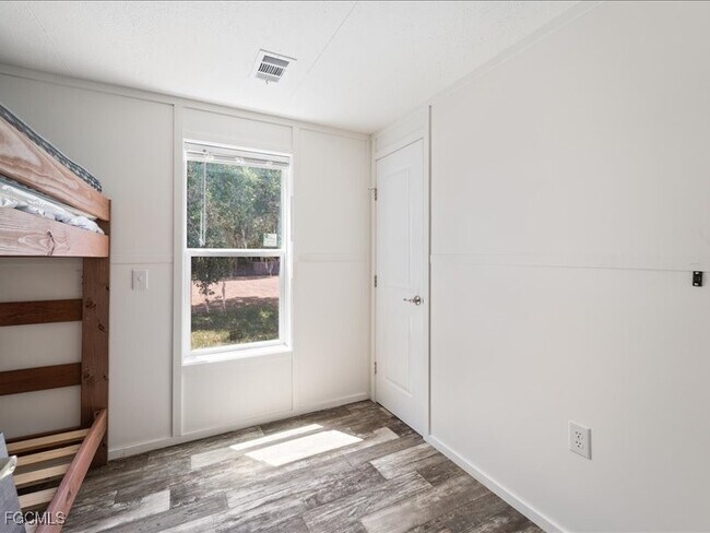 Foto del edificio - 1038 Canopy Ln SW