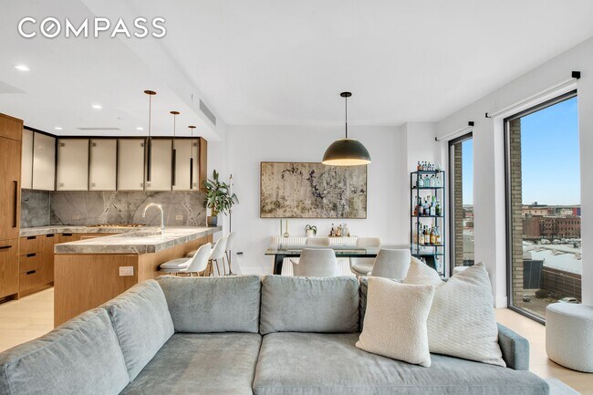 Building Photo - 269 4th Ave