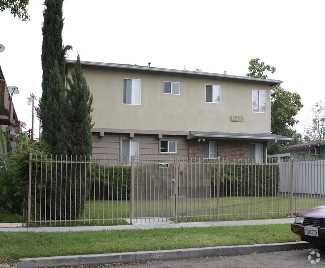 Building Photo - 11331 Tiara St