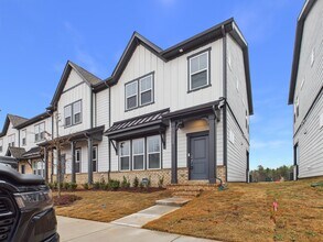 Building Photo - 5511 Wolfpack Aly