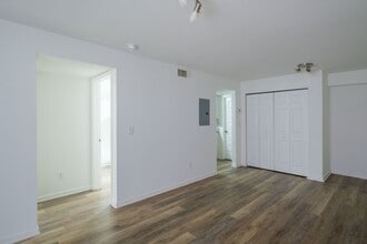 Interior Photo - Golden Gate Townhomes