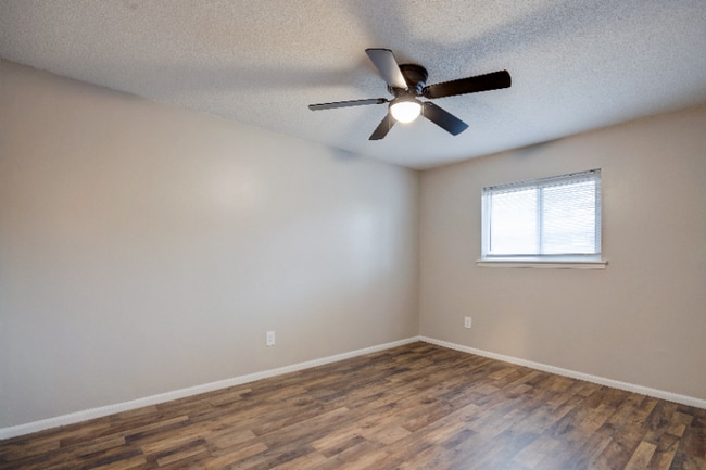 Photo - 336 S Dudley St Apartment