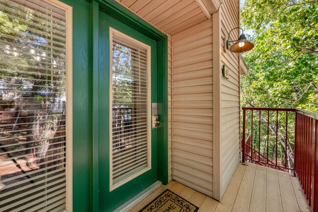Building Photo - 235 Ozark Mountain Resort Dr