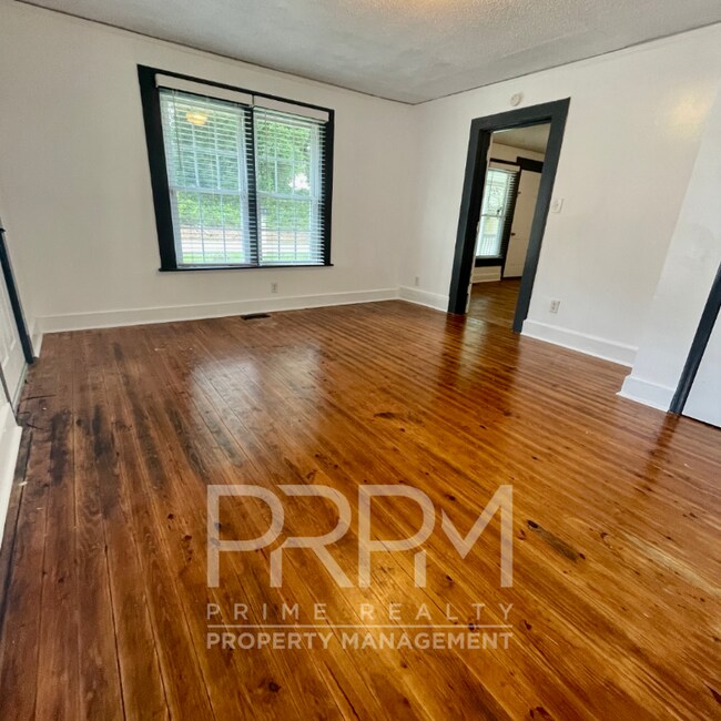 18 Linton St, Greenville, SC 29611 House Rental in Greenville, SC