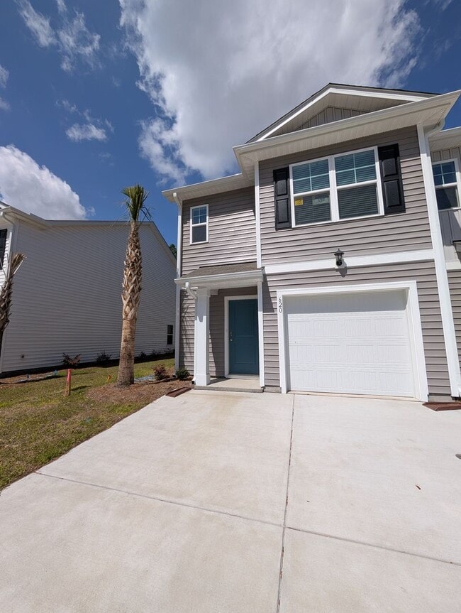 Building Photo - 620 Golden Resin Rd