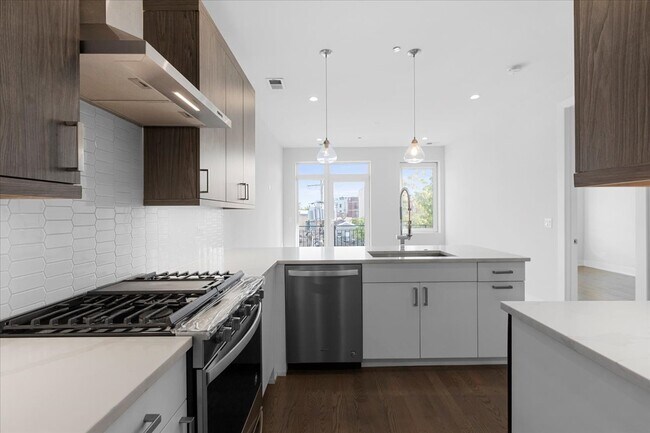 Foto del edificio - 2217 W Madison St