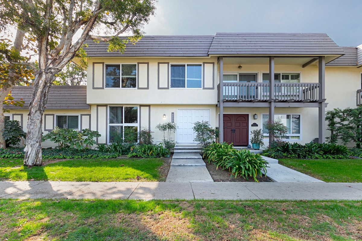 4048 Orange Ave, Cypress, CA 90630 Townhome Rentals in Cypress CA