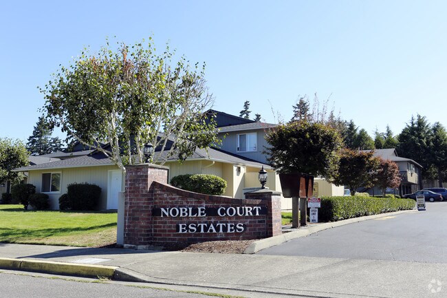 Entrada - Noble Court Estates