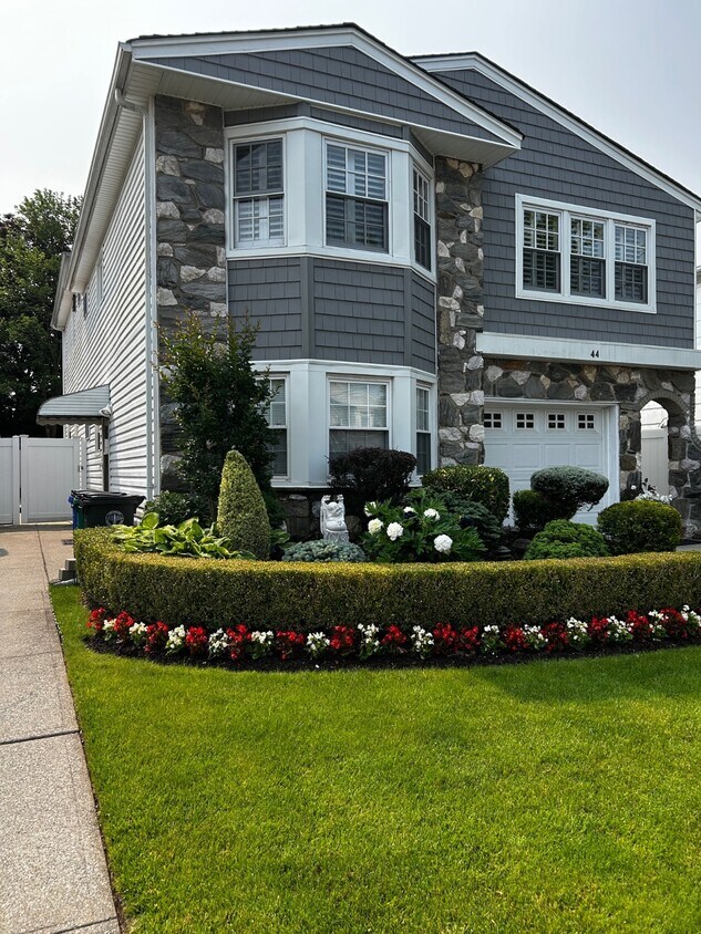 Foto principal - 44 Purdue Ct