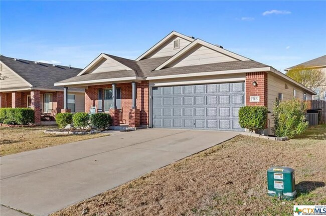 Building Photo - 716 Starlight Dr