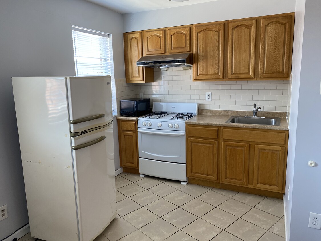 1426 S 15th St Unit 3rd FL, Philadelphia, PA 19146 - Apartments in ...