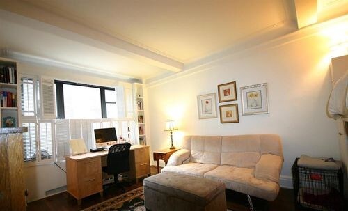 Primary Photo - 12 PARK Ave