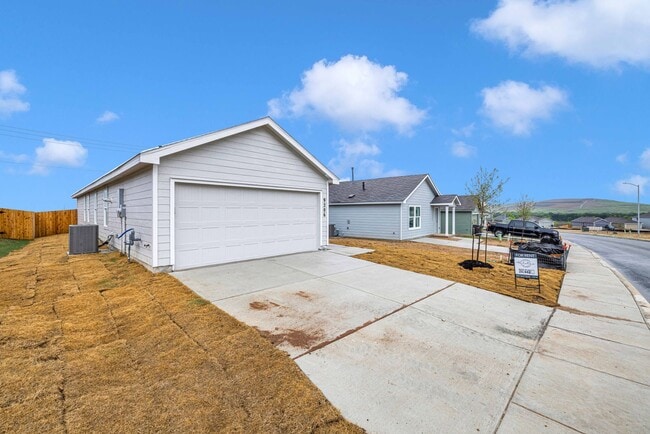 Building Photo - Beautiful Rental Home Located near 410 and Old Pearsall Rd.
