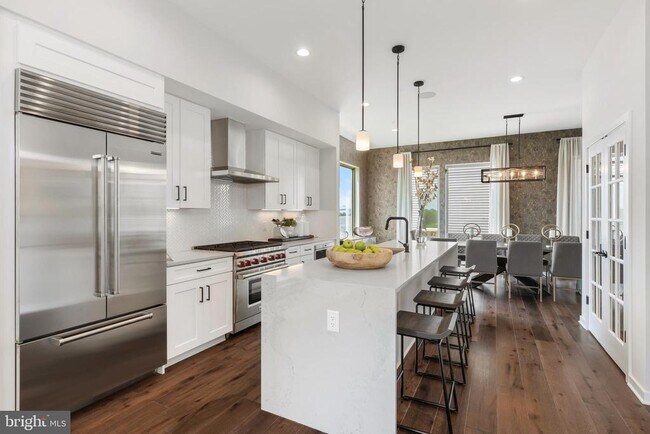 Building Photo - 3210 Birchview Walk