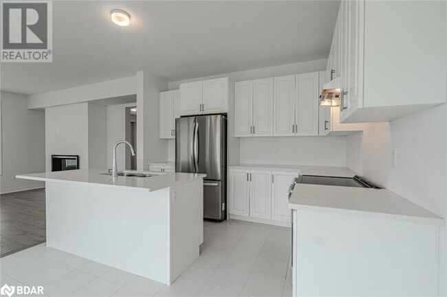 Building Photo - 91 Thicketwood Ave