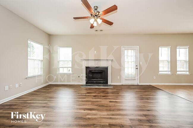 Foto del edificio - 5439 Frontier Ct