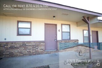 Building Photo - 1708 Pineview St